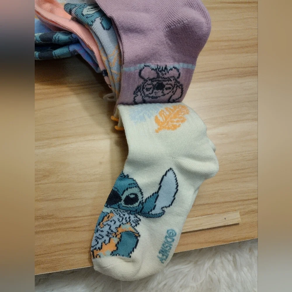 Disney Stitch Multi-Pack 5 Pairs Mid Crews Girl Shoe Size 7.5-3.5 🆕